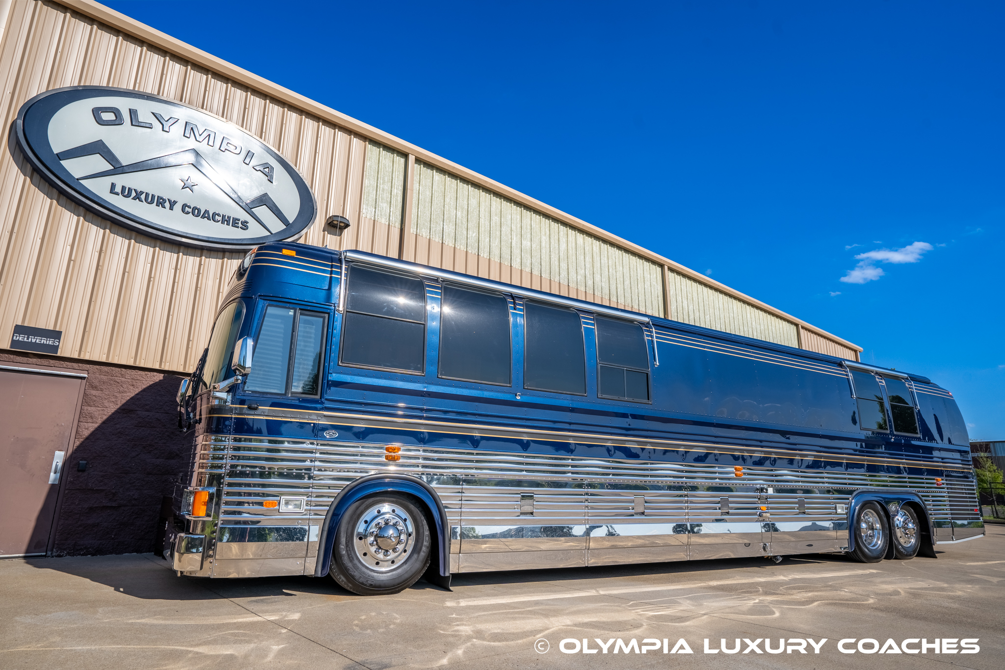 1998 Prevost XLV Royale Coach | - Olympia Luxury Coaches